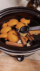 Stovetop & crockpot potpourris are one of the best natural ways to make your home smell amazing! #fallvibes2021 #diyhome #diyideasforhome #potpourri # | Home Goodiys