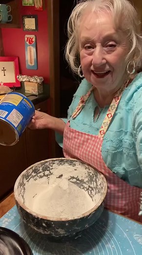 Brenda Gantt's Delicious Biscuit Recipe for Winter Mornings
