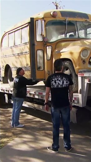 Vintage School Bus ALMOST Takes Out A Mailbox! #FastNLoud #Shorts