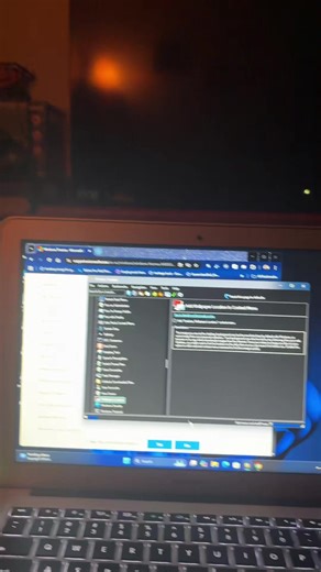 Tweaking Windows 11 25H2 on a unsupported Mac part 3