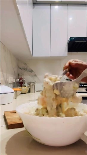 Fruits, nuts, and seeds#mix fruit chart#kitchen recipe#youtubeshort 🌸🌸❤️