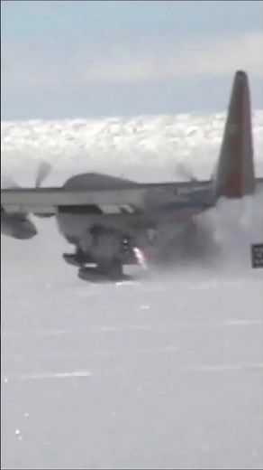 C-130 JATO (Jet Assisted Take Off) #airplane #fighter #aviation