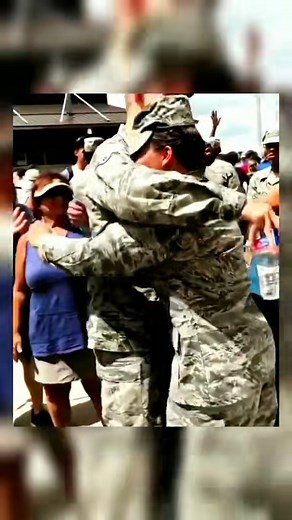 11K views · 740 reactions | Brother Surprises Sister at Air Force Basic Training Graduation #soldiercominghome #homecoming #cominghome #cominghomesurprise | Soldier.homecoming | Facebook
