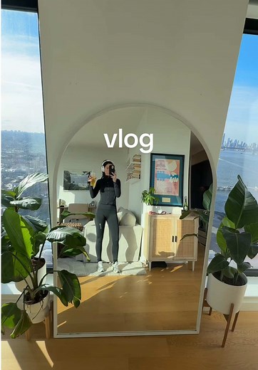 I try to be a positive Polly but need to keep it real when I’m going through a funk so here’s a vlog of doing things I don’t feel like doing but need to do