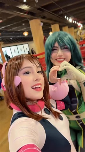 𝒫𝒶𝓇𝒾𝓈♡︎🎀 | That’s my bestfriend!!! 🐸🪷🍡 @navicosplays #myheroacademiacosplay #mhacosplay #myheroacademia #mha #bokunoheroacademia... | Instagram