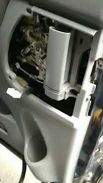 2004 Toyota Sienna - slide door won't close using inside handle - the fix, new door lock rod clips