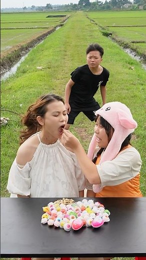 I Eat Candy with My Mom. 😝 😝 #Mom #family #comedy