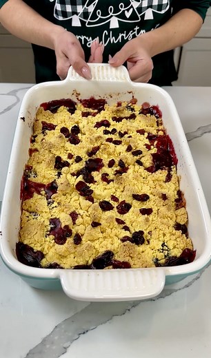 easy 1 pan dessert this lemon cranberry dump cake is so good! | This Y'all Life