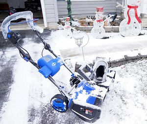 Battery-powered snow blowers comparison for the next minor snowpocalypse - Greenworks vs. Snow Joe vs. EGO Power