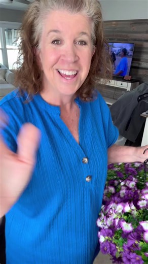 #tiktokshopstockup #fanfavoritedeals #springflowers #fauxflowers #artificialflowers@Joymaking