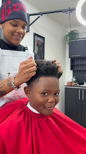 Clean cut for my dawgggg 🔥 use my code: LEGEND to get a discount on @myrichroots products🙏❤️!!!! • • • • • Follow me for more🙏🙏 #thalegendofficial | Ajalay Franklin