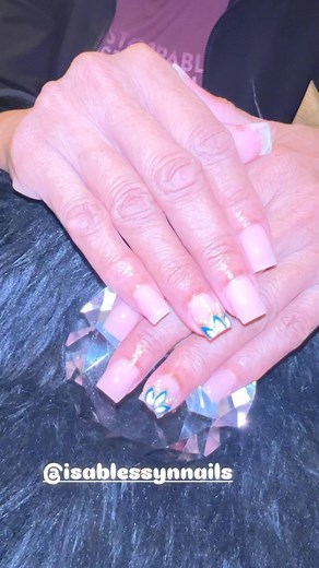 Another Lab Star 💫 leaving the lab @isablessynnails #fill-in #acrylicnails #houstonnailtech #licensednailtech #octoberbooksopen | Isa Blessyn Nails