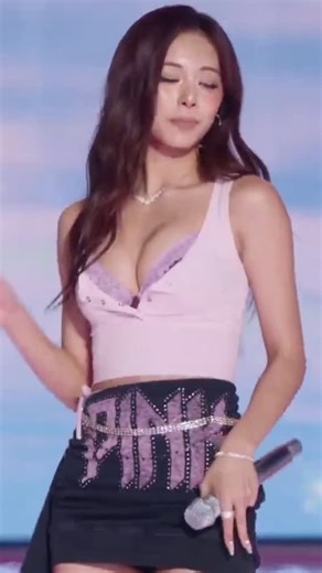 K Girl Groups Moments on Instagram: "Tzuyu - TWICE #kpop #kidol #kpopfap #koreanidol #kpopfapcam #twice #kfap #tzuyu"