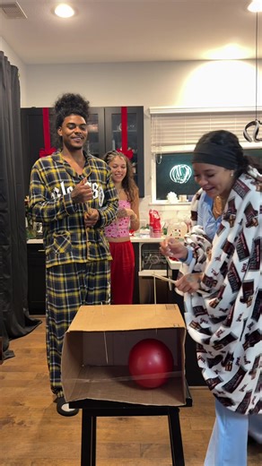 How is this possible 🤣🎈 #fyp | How Is This Possible