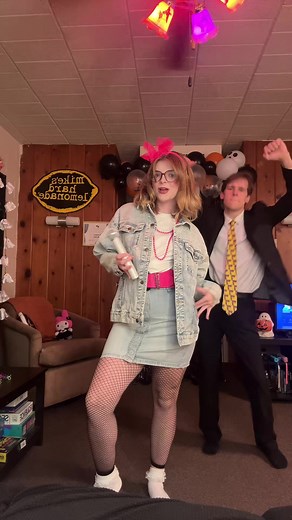 Robin Sparkles: A Fun Trip to the Mall