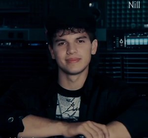 4.8K views · 101 reactions | Ns anos 80 o Brasil ganhou uma versão do Menudo com o Grupo Dominó através do Gugu Liberato! Grupo que ficou marcado na memoria dos saudosistas da banda!#80s✨️ | Geração só80s | Facebook