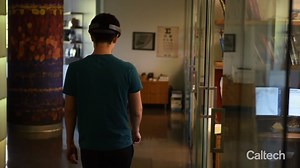 Megcsinálták az eszközt, amelyikkel sokkal jobb élete lehet a vakoknak: látást kaphatnak vele – videó