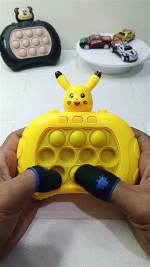 Playing push game Pikachu pop it elektrik,pop it satisfying #gaming #popit #toys#fidgettoysplus