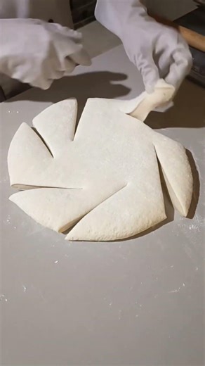 Simple Bread Design Tutorial at Home #bakeryowner