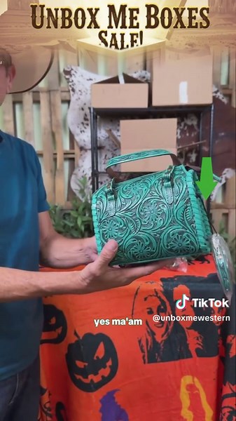 Unbox Me [Exclusive] Women’s Handbag Purse Genuine Leather Bags Bundle Boxes