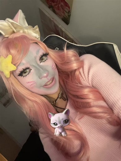 Creative Cat Makeup Ideas for Valentine's Day