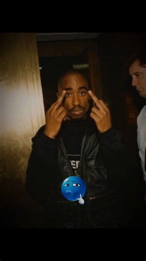 Call the cops when you see 2Pac | Hip Hop Legend