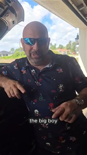 Which Mechanic Are You When the Snap-On Truck Shows Up? #mechanic #tools #snapon