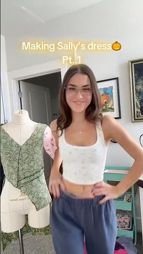 Making sally skellington’s dress from the nightmare before christmas