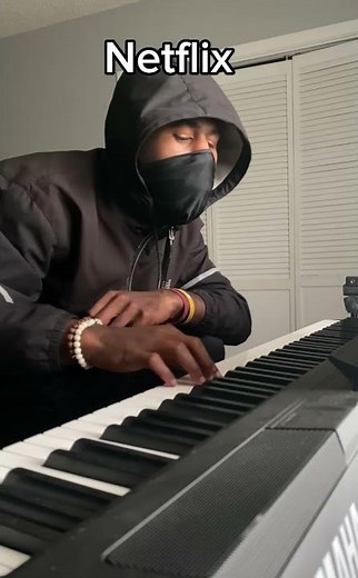 When Netflix made a live action Death Note adaptation🤣🤣 #anime #deathnote #lightyagami #llawliet