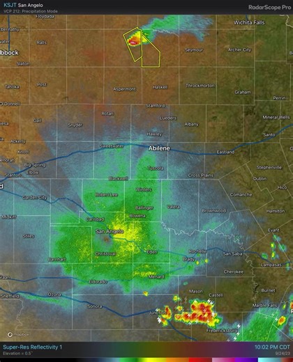 [Radar Update 1015 PM CDT] Radar is starting to show thunderstorms redeveloping across our southeastern counties. There is also a Severe Thunderstorm tracking across King County and towards Haskell county. This storm previously produced golf ball size hail and 60 mph winds as it moved 6 miles SW of Paducah, TX. The main threats are large hail, damaging winds, frequent lightning, and heavy rainfall. #txwx | US National Weather Service Abilene/San Angelo Texas