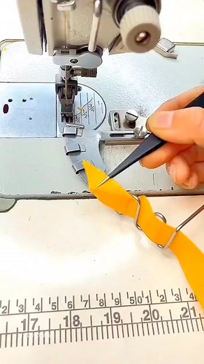 2.7M views · 42K reactions | Sewing Tips And Tricks #piping #howtosew #sewinglovers #stichingideas #fypシviralシ2024 #ummemuslma | Umme Muslma Trendy Fashion World | Facebook