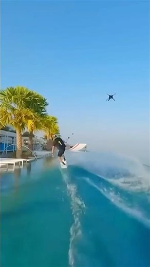 Infinity Pool ka Sach 😱 Paani girta kahan hai? #shorts