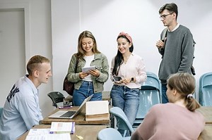 Kumpulan Soal dan Kunci Jawaban Bahasa Inggris Materi Negative Contraction | Adjar