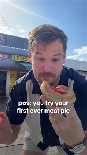 804K views · 4.1K reactions | what he doesn’t know is that the inside’s gonna be like 800 degrees   josiahhein on TikTok #Australia #MeatPie | TikTok | Facebook