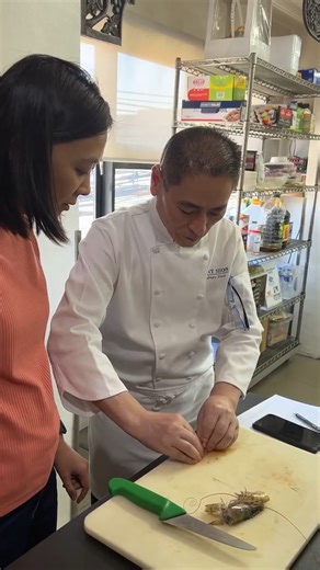 Learn to fry up your favorite #tempura in INTRODUCTION TO JAPANESE COOKING — a hands-on class on OCTOBER 7 (Tuesday) 🍤 Student fee: PHP 5,000 I Class available IN-PERSON at #HenySisonCulinarySchool 👉 Enroll at henysison.com or: ✉️ Send us a direct message or e-mail us at info@henysison.com ☎️ Call us at 63-2-8726-5316 Signup Link: https://henysison.com/product/introduction-to-japanese-cooking-f2f0910e/ Recipes include Sushi, Sashimi, Sukiyaki, Miso Soup, Tempura, Teriyaki, and Udon Noodles in 