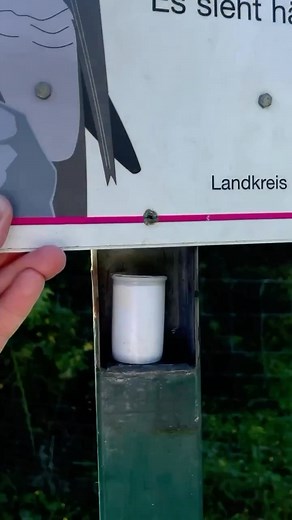 Geocaching on Instagram: "🦅 You’ve got to have eyes like a hawk to see the trick behind this cache! 🦅 What animal do you think would be good at geocaching? 🤔 (you know, if they had opposable thumbs and all) Video by geocaching.mv. Video: A geocacher approaches a sign in a grassy area; on the front of the sign is the image of a hawk and the words, “I see you!” in German, above additional information about littering. The geocacher reaches out and gently pushes up on the bottom of the sign until