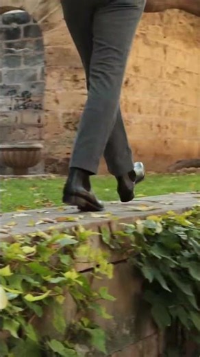 Black chelsea boots | Carmina Shoemaker