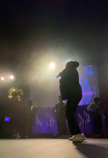 Samoan Singer's Fun Sunday Shenanigans