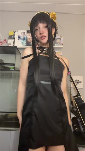 #yorforger #yorforgercosplay #cosplay #spyxfamilie #cosplayergirl