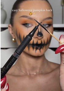 easy pumpkin makeup for halloween🎃 #makeup #makeuphacks #halloweenma...