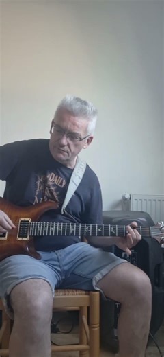 APACHE - THE SHADOWS - EXTRAIT 1