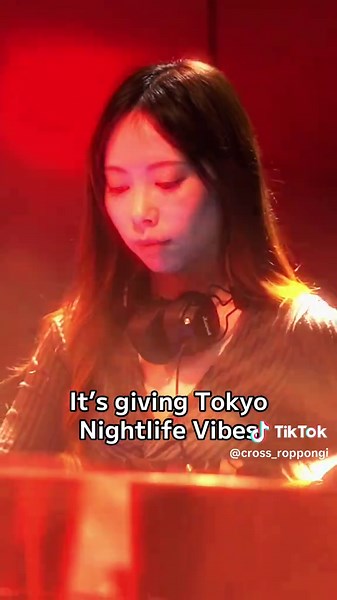 This Tokyo nightclub is giving Roppongi nightlife vibes 🔥 #roppongi #ropponginightlife #crosstokyo #tokyoparty #tokyoclubbing #六本木 #japanesegirl #ropponginightclub #japan #TokyoNightclub