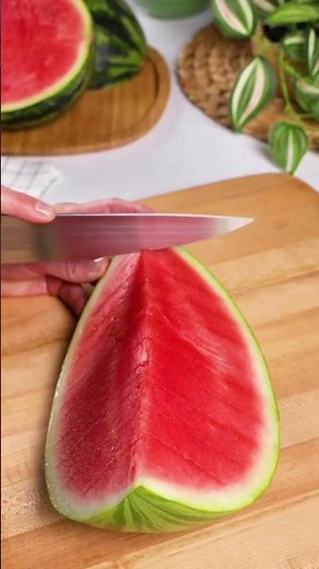 How to Cut Watermelon Cubes