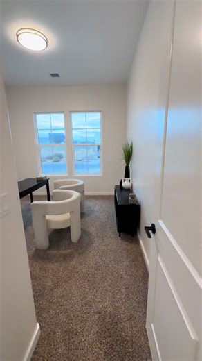 Desert Aloe Farmhouse by Cullers Homes! 🏠 Move in ready in TDE91 and paired with incredible incentives that won’t last long! 🤩Don’t let this and other move in ready opportunities pass you by. Give me a call today to tour this and other homes before the home and incentives are gone! Jennifer Tafoya, Realtor®️ 915-799-5854 #foryoupage #915 #housetour #elpaso #ElPasoHomes