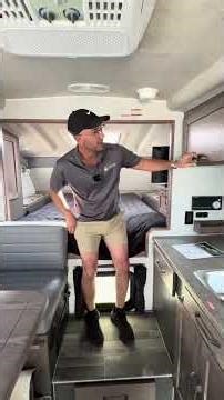 Northern Lite 10-2 Truck Camper