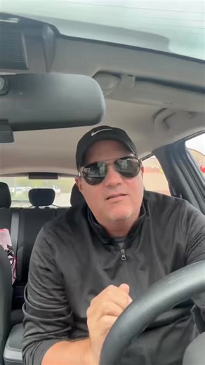 Red Rican Food Review. There is nothing better than experiencing a local food spot for the first time, and then realizing after one bite that your life has forever changed. With locations in Youngstown and Niles, and their food trunk at Whitehouse Fruit Farm this entire weekend…you must stop by and see them WATCH THE VIDEO SHARE THE VIDEO LIKE THEIR PAGE SUPPORT THEIR BUSINESS Totally 80s Ice Ice Cream Shoppe Truly Nolen Pest & Termite Control Joseph Sauceman - KW Legacy Group on The Erica Winne