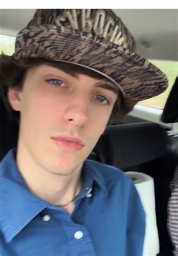 Landon_2323 (@landon_2323)’s videos with into you. - skyturz