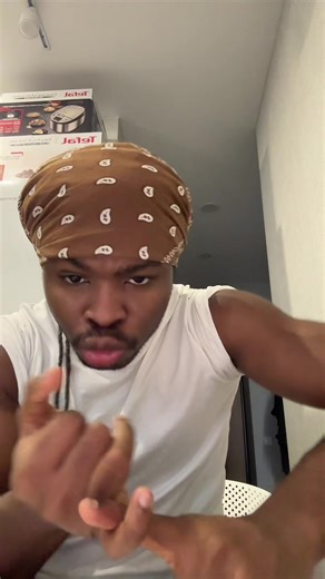 Frace (@fracefroseofficial)’s videos with Kurwa - Frace Frose