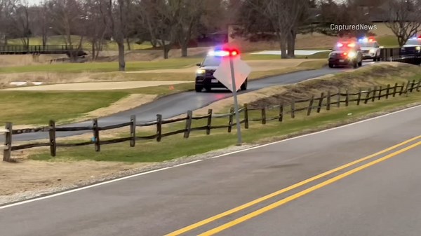 West suburban police chase on I-88 ends with 3 arrested, including 1 in Aurora basement | Video
