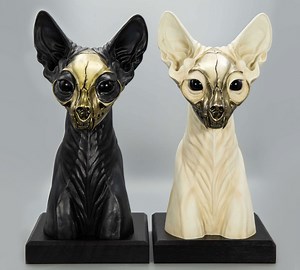 If you love cats, you probably will like this cat goddess bust I made. Cats have always been a big part of my life, so I enjoy creating art which features the beauty of these special creatures. I have already planned a full body version of this cat sculpture. #cat #catgoddess #catlover #crazycatlady | Lightning Cosplay